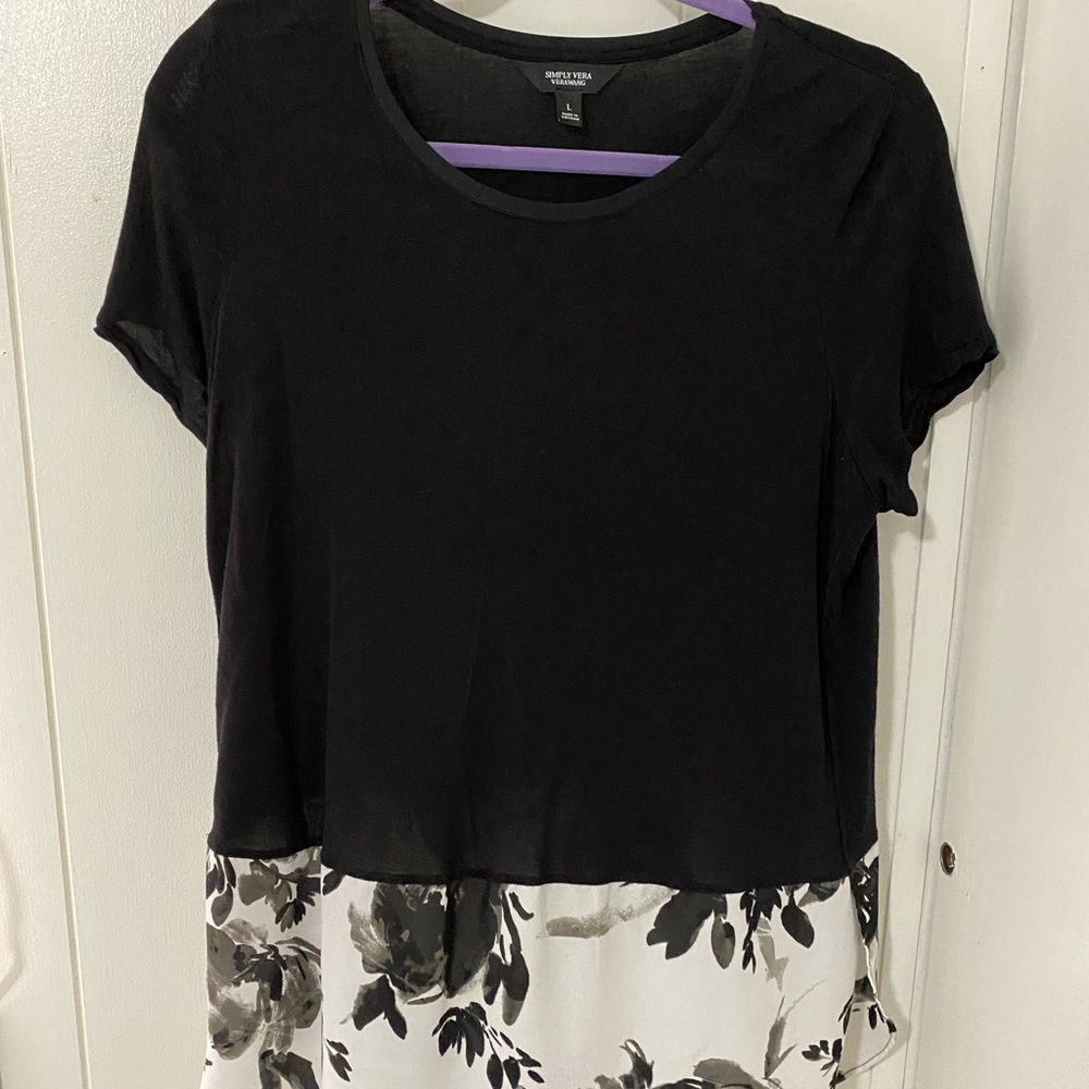 Vera Wang Black and White Floral Top